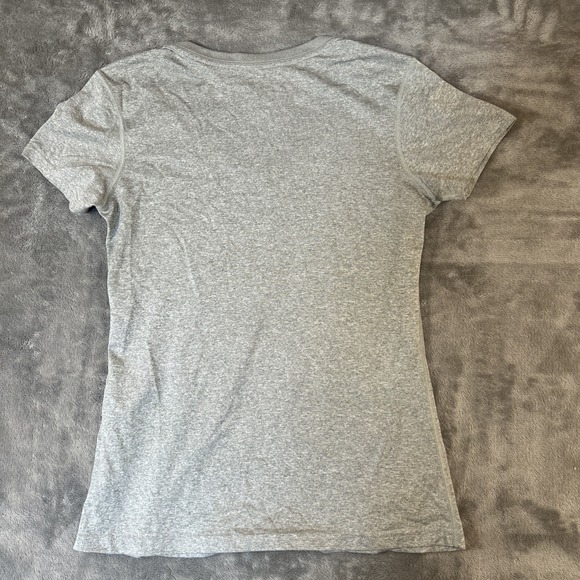 Nike dri fit womens Livestrong v neck shirt Size Small Gray Yellow - Picture 8 of 8